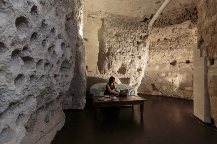 suite in grotta